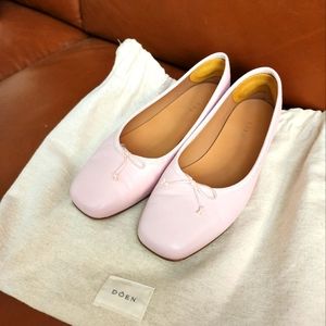 Doen Leather Ballerina Flats in Pink